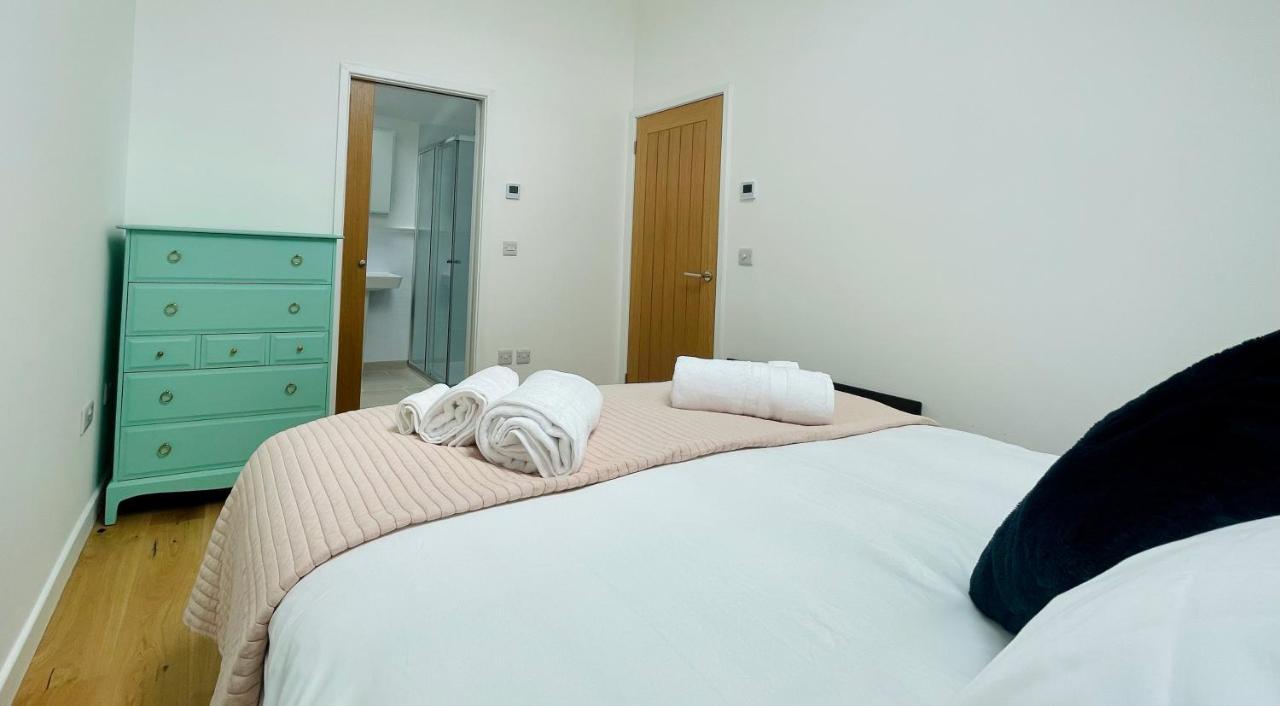 The Garden House Apartment เพนแซนซ์ ภายนอก รูปภาพ