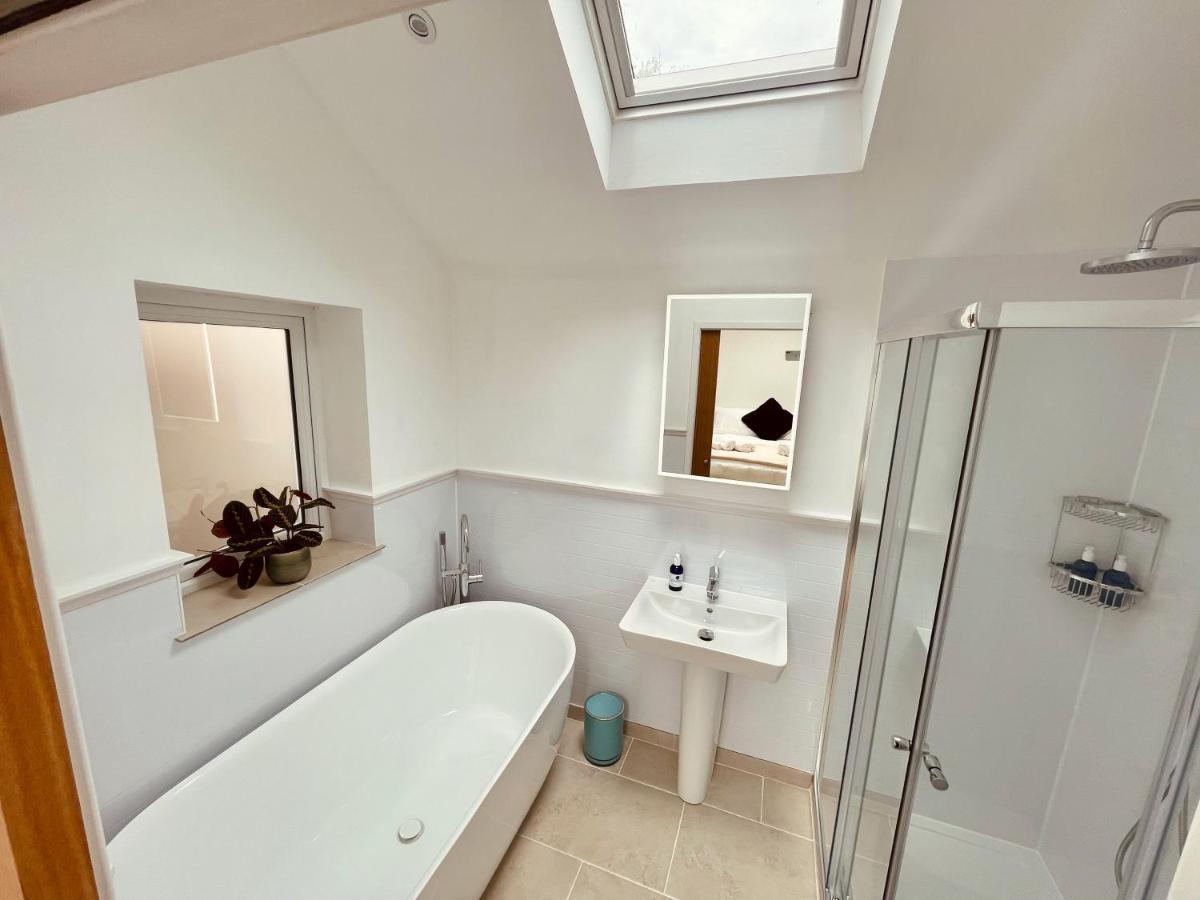 The Garden House Apartment เพนแซนซ์ ภายนอก รูปภาพ