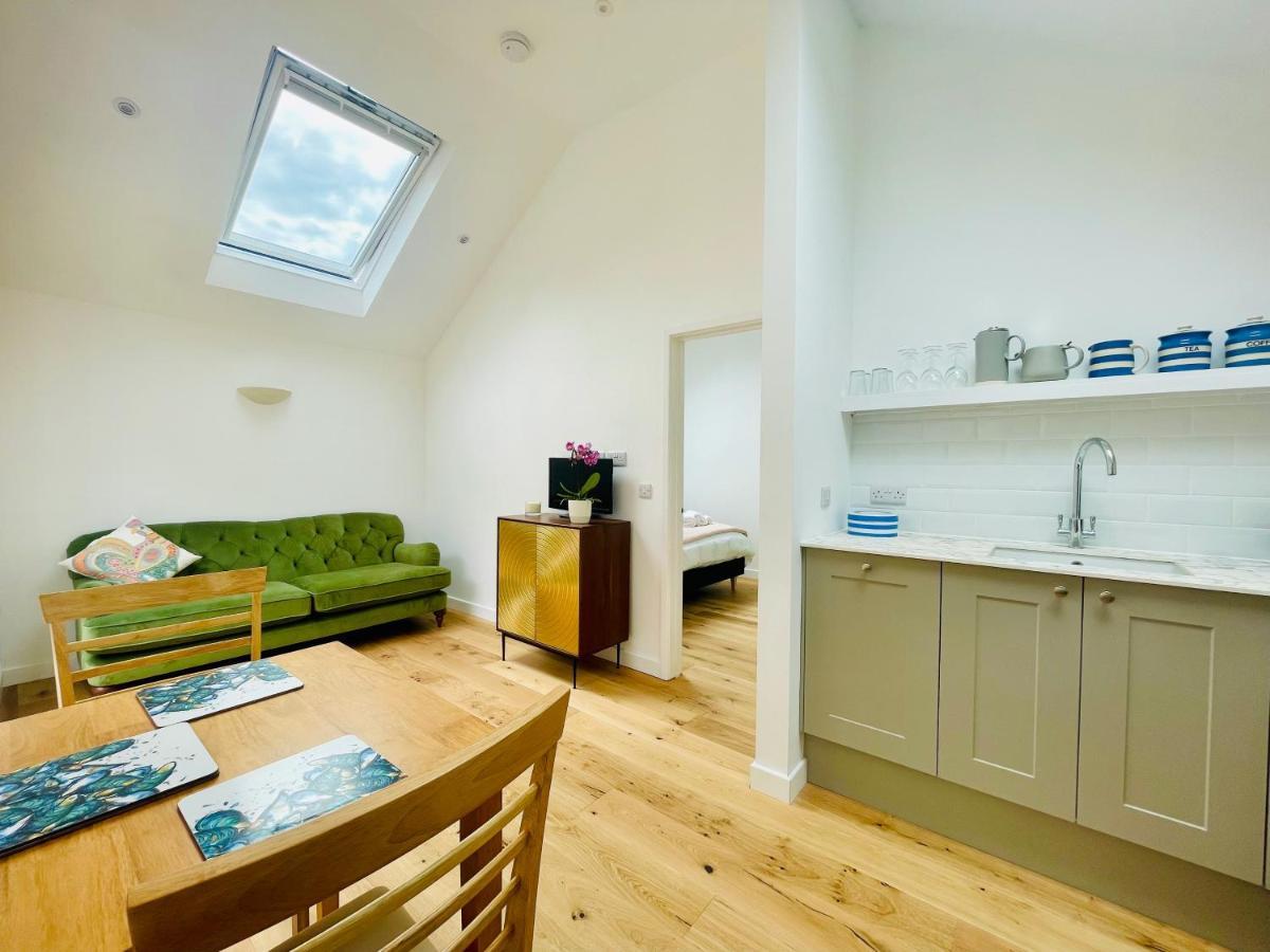 The Garden House Apartment เพนแซนซ์ ภายนอก รูปภาพ